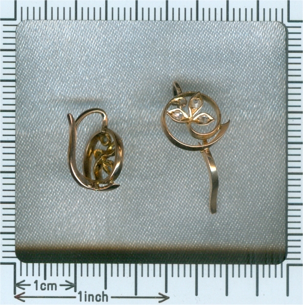 Charming Flowery Vintage Diamond Earrings